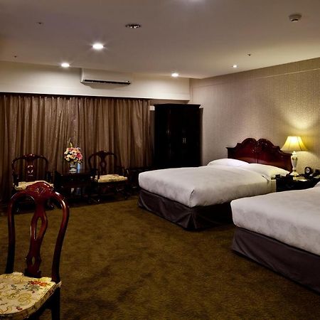 Royal Seasons Hotel Taichung‧Zhongkang Экстерьер фото