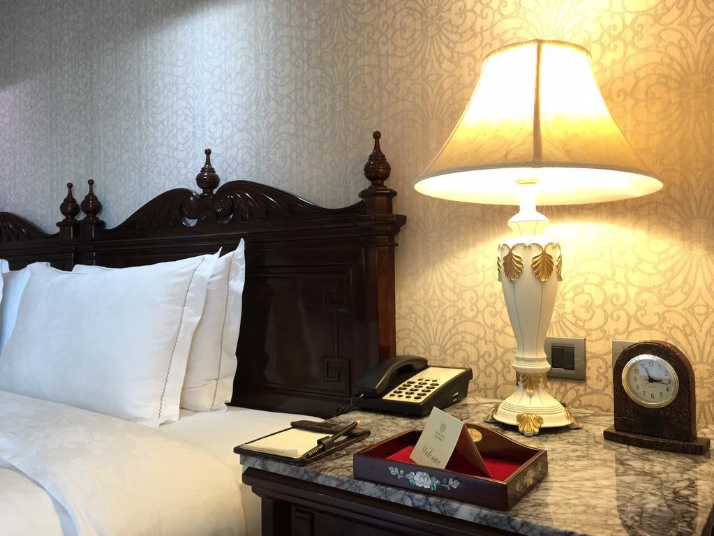 Royal Seasons Hotel Taichung‧Zhongkang Экстерьер фото