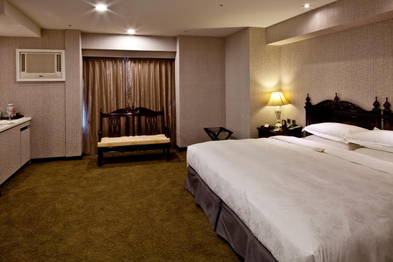 Royal Seasons Hotel Taichung‧Zhongkang Экстерьер фото